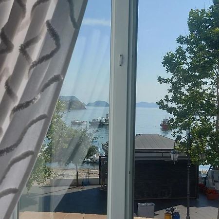 Hotel La Casa Sugli Archi à Ponza Extérieur photo