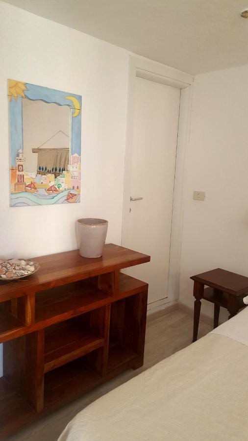 Hotel La Casa Sugli Archi à Ponza Extérieur photo