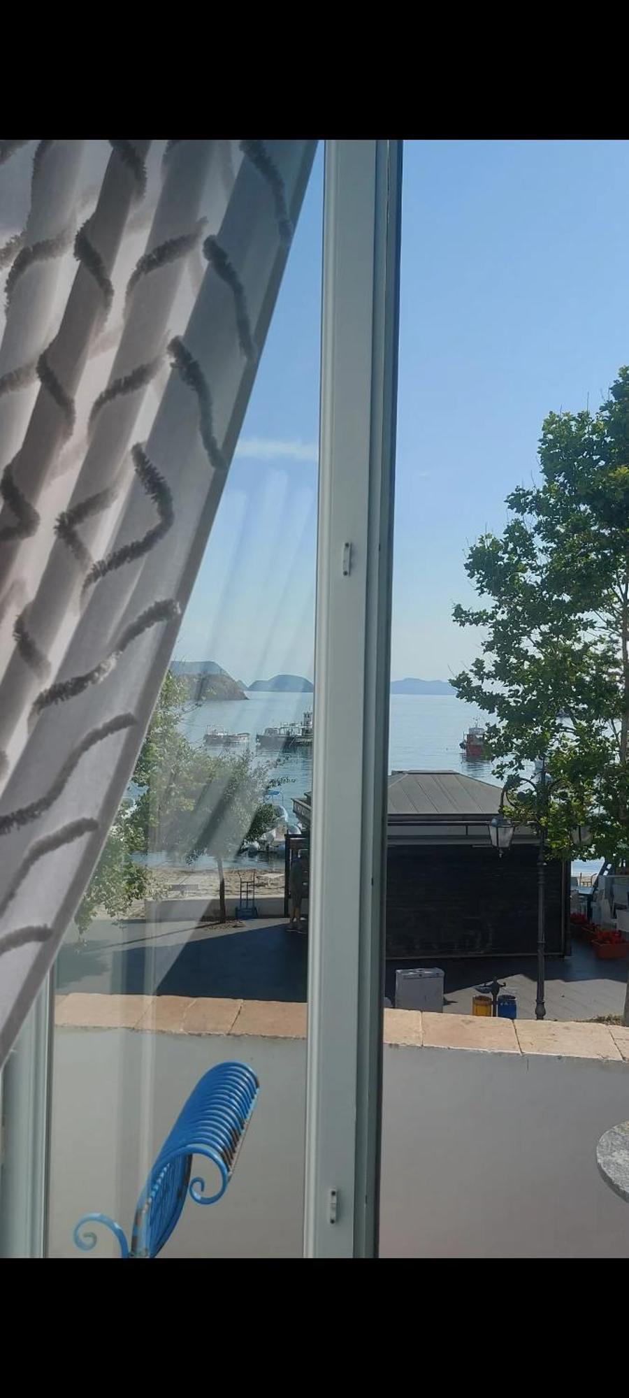 Hotel La Casa Sugli Archi à Ponza Extérieur photo