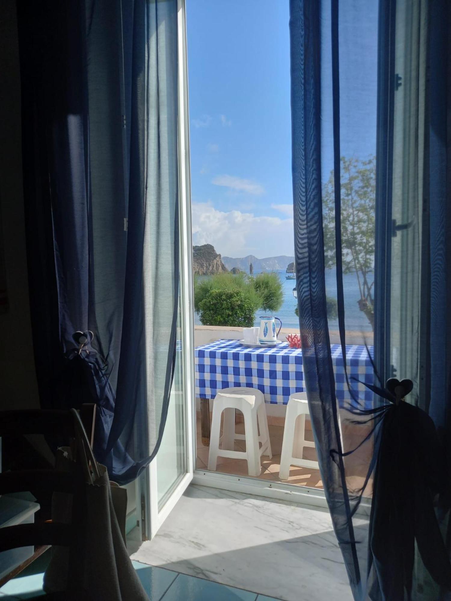 Hotel La Casa Sugli Archi à Ponza Extérieur photo
